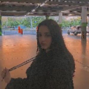 Meet your Posher, Aurelea